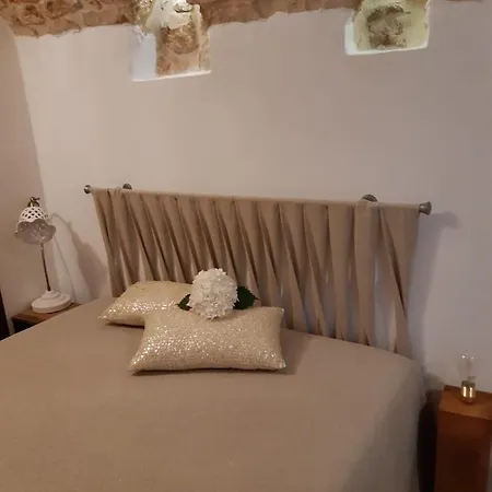 Donna Lucrezia Dimora A Corte Alojamento de Acomodação e Pequeno-almoço 3*