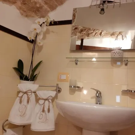 Bed & Breakfast Donna Lucrezia Dimora A Corte *