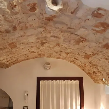 Donna Lucrezia Dimora A Corte לינה וארוחת בוקר קונברסאנו