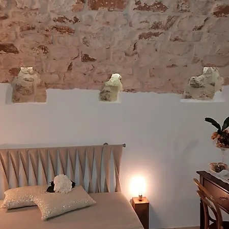 Donna Lucrezia Dimora A Corte 3*